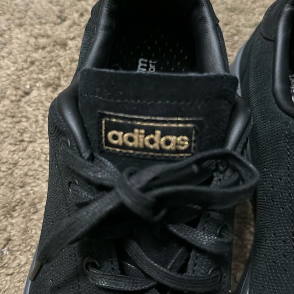 ♠️Adidas Shoes ♠️ - Picture 2 of 9